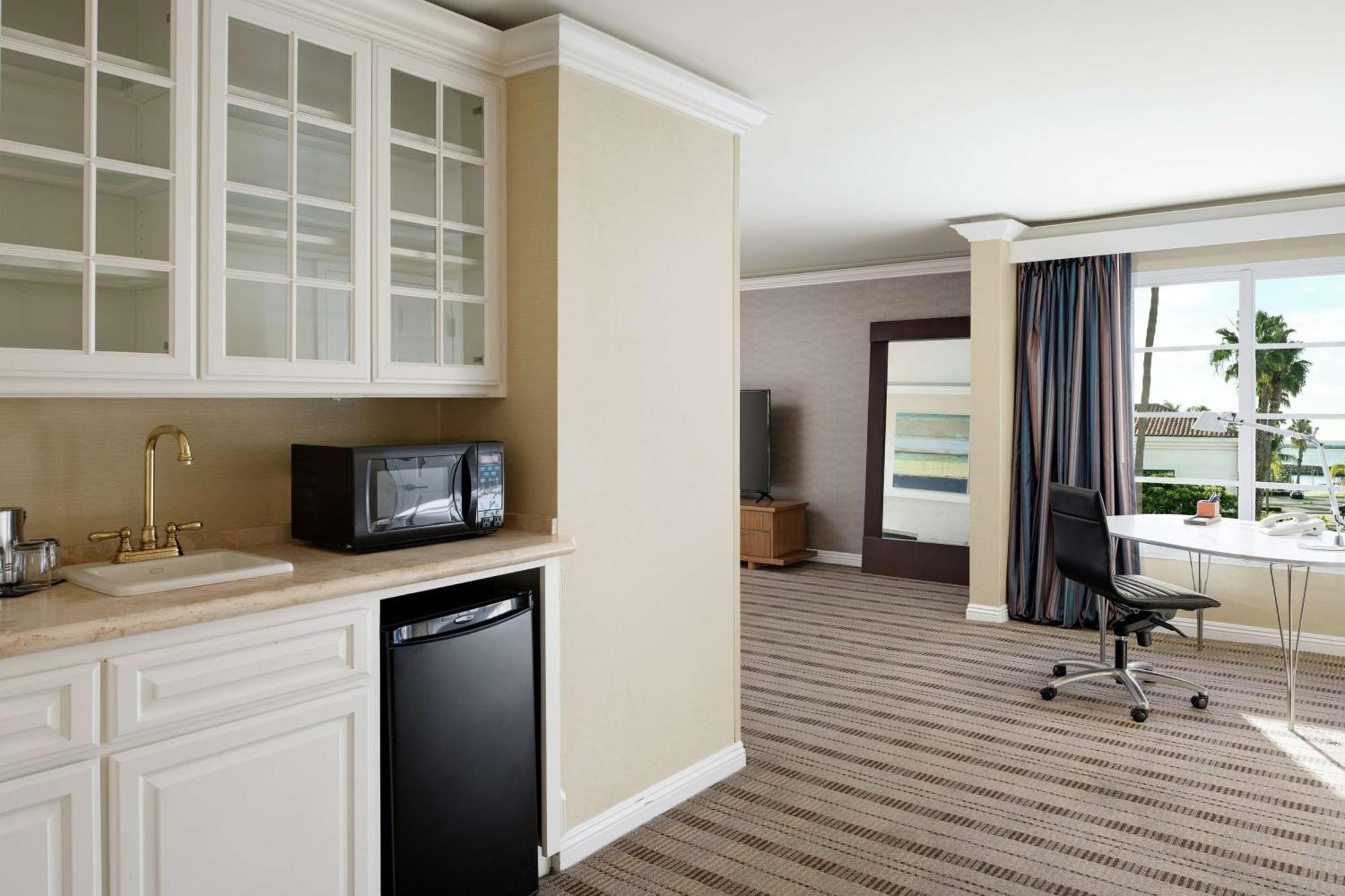 Hotel Doubletree By Hilton San Pedro Long Beach Zewnętrze zdjęcie
